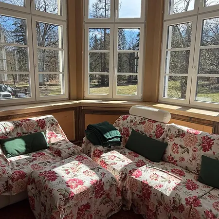 Farm stay Palacyk Trzcinsko